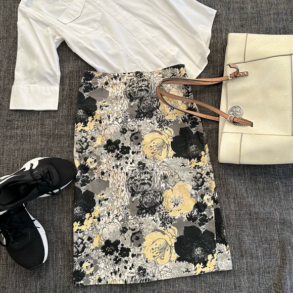 Multicolor Pencil Skirt - Picture 2 of 4